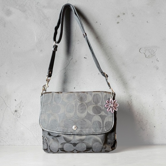 Coach Handbags - Coach Kyra Signature Black Jacquard Messenger Crossbody Bag F16553